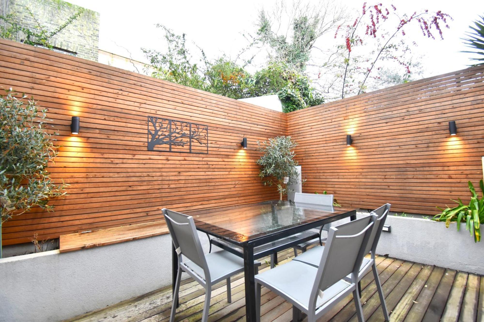 Stunning 2 Bed Apartment Londra Dış mekan fotoğraf