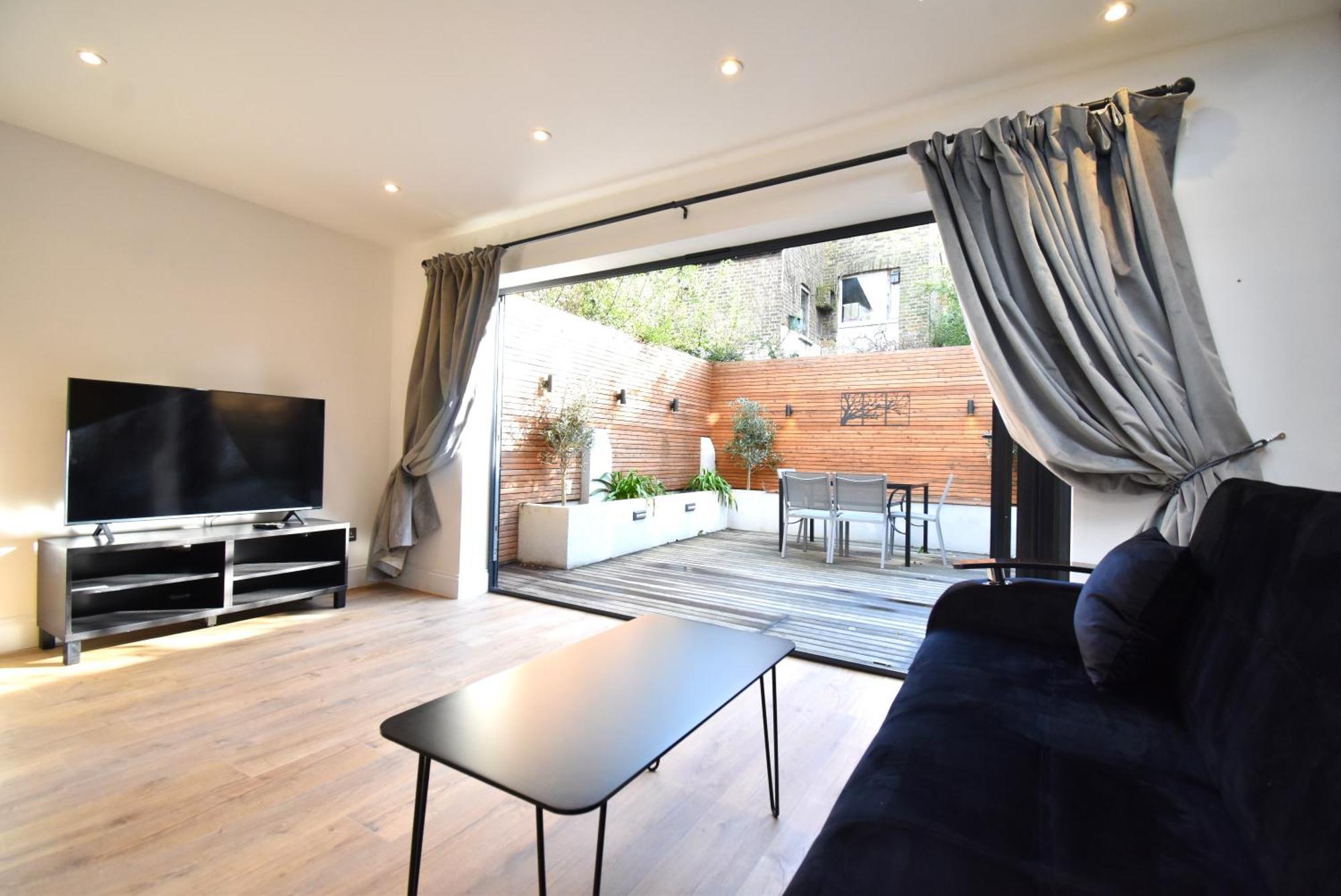 Stunning 2 Bed Apartment Londra Dış mekan fotoğraf
