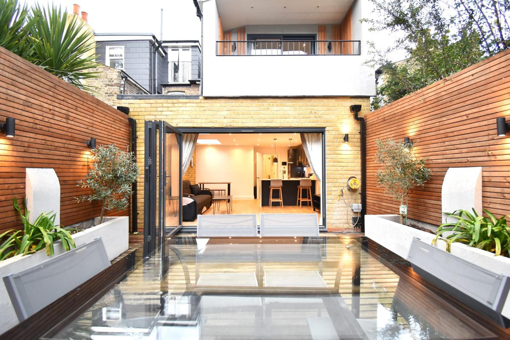 Stunning 2 Bed Apartment Londra Dış mekan fotoğraf